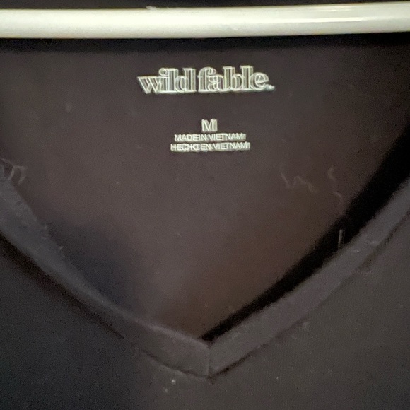 Black crop top - Picture 2 of 2